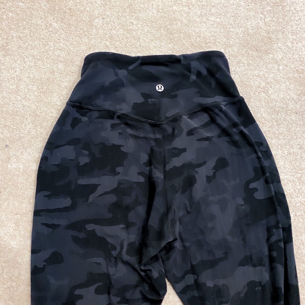 Lululemon Align joggers 28 heritage camo deep coal